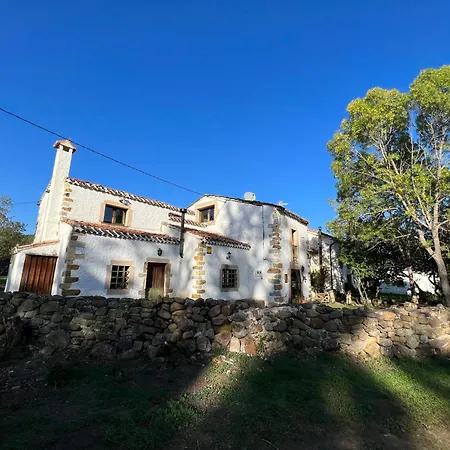 Chalet El Molino Blanco Molinos de Razon